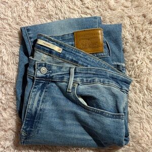 Levi's 711 Skinny Light Blue Straight Leg Women's Jeans